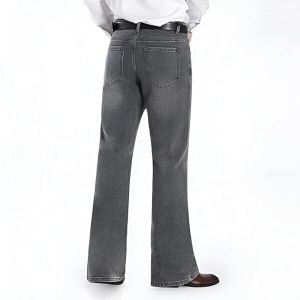 Men's Wide Leg Fit Mid Rise Jeans - Image 5